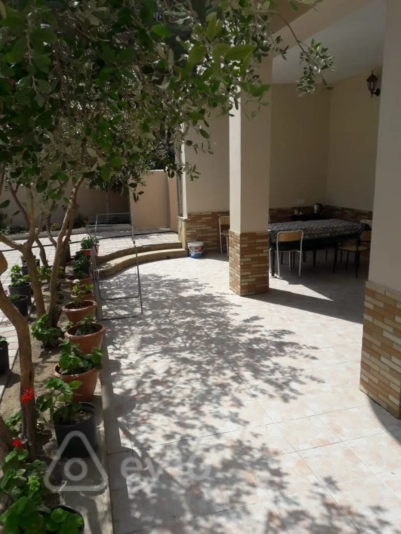 5 otaqlı həyət evi, 150 m², Ayna Sultanova küc — Bakı