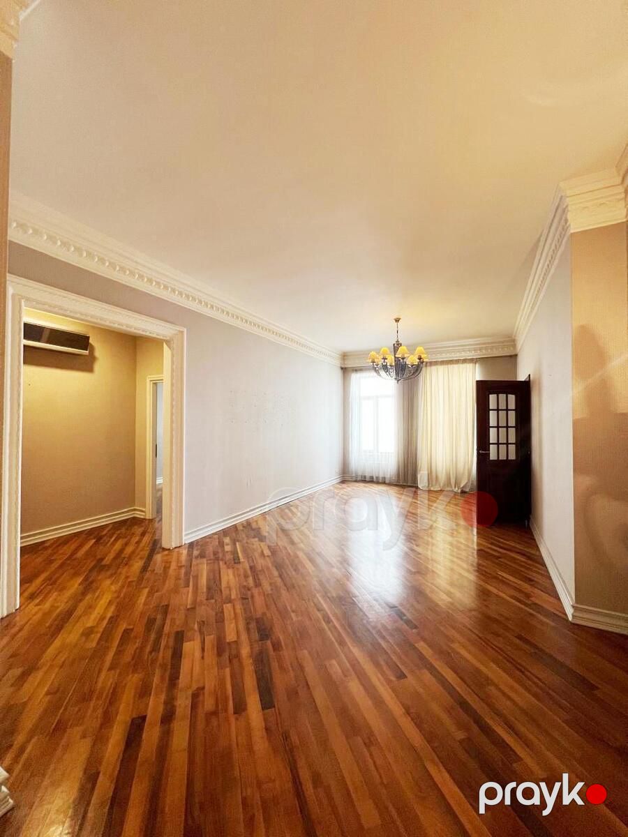 Satılır 14 otaqlı həyət evi/bağ evi 870 m² — Ev, villa, Bakı (6)