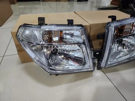 Nissan Navara 2007-2012 farası — Bakı