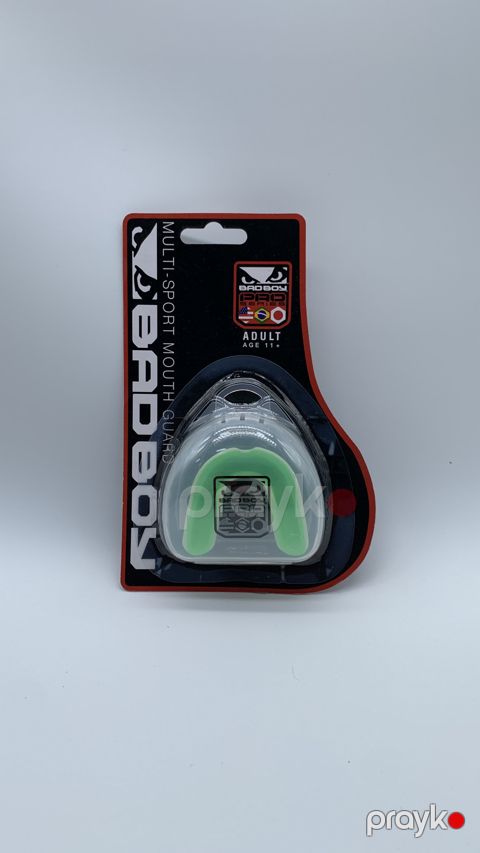 Boks kapası 88286454, yaşıl — Bakı