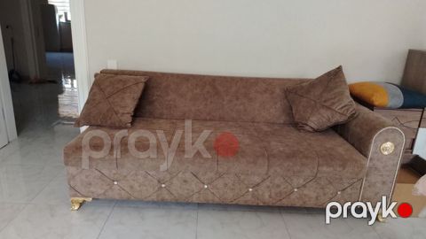 Model: yumşaq oturacaqlı, sağ tərəfində bir qol dayağı olan 3 yerlik — Gəncə
