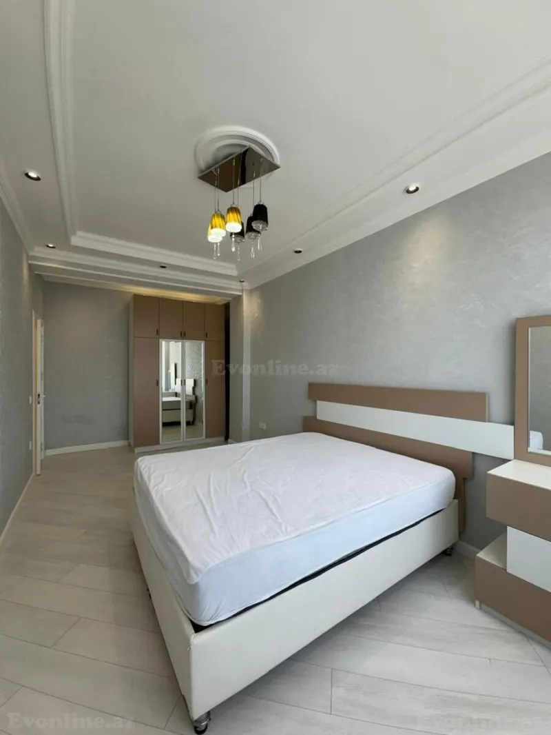 Satılır 3 otaqlı Mənzil Yeni tikili 83 m² Bakı, Xətai r., Həzi Aslanov m — Mənzil, Bakı (4)