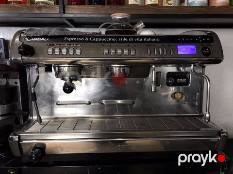 La Cimbali M39 Dosatron peşəkar espresso və kapuçino aparatıdır — Bakı