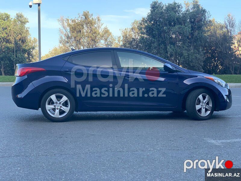 Hyundai Elantra — Minik avtomobili icarəsi, Bakı (2)