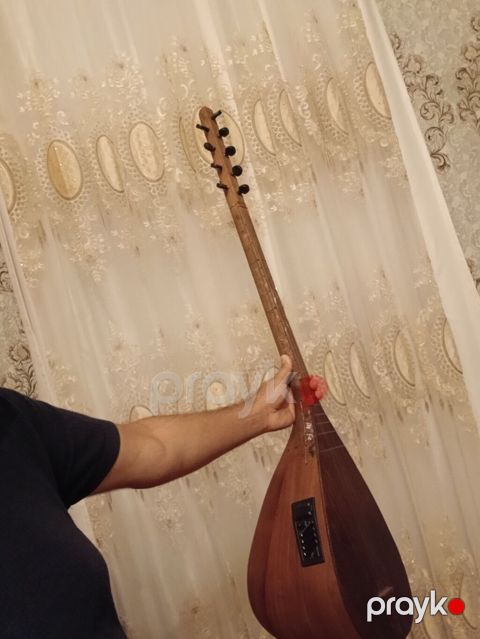 Elektro-bağlama (saz tipli) musiqi aləti - Korpus: armud formalı — Ağcabədi