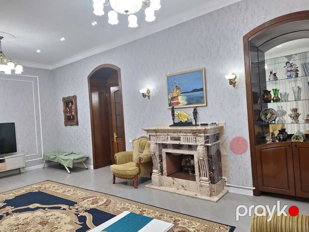 Satılır 4 otaqlı köhnə tikili 185 m² — Mənzil, Bakı (7)