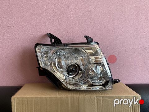 "Mitsubishi Pajero 2008" ön farası — Bakı