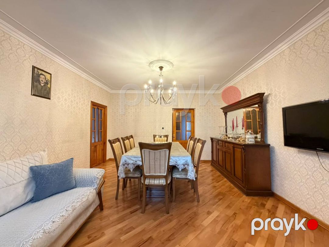 Satılır 4 otaqlı köhnə tikili 100 m² — Mənzil, Bakı (9)