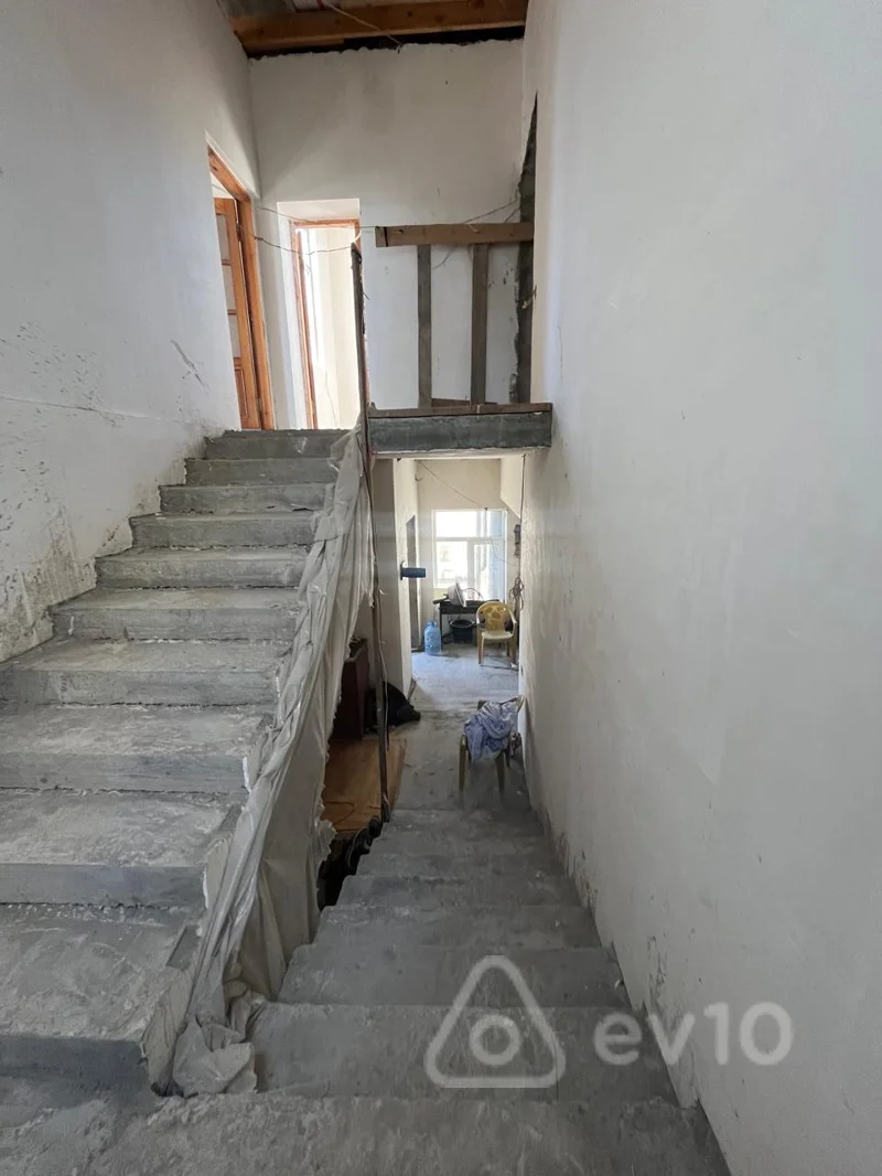 8 otaqlı həyət evi, 217 m², Zabrat 2 stansiyasının yanı, Sadiq Cəfərov 8 — Ev, villa, Bakı (12)