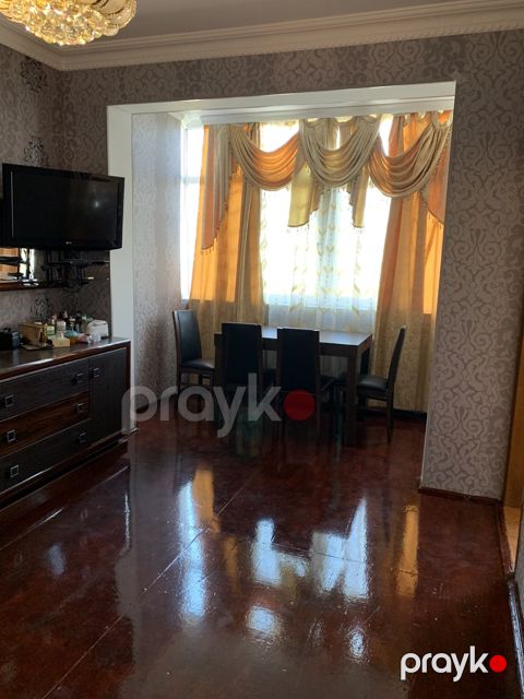 İcarəyə verilir 2 otaqlı köhnə tikili 55 m² — Bakı