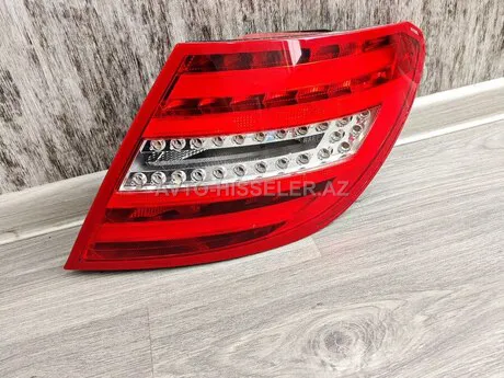 Mercedes W204 C204 arxa stop işığı — Bakı
