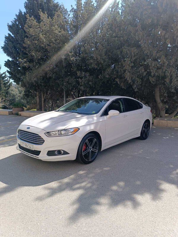 Ford fusion, 2017 il 77-RN-241 — Minik avtomobili icarəsi, Bakı (2)