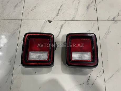 Jeep Wrangler 2018-2025 stop farası orijinal — Bakı
