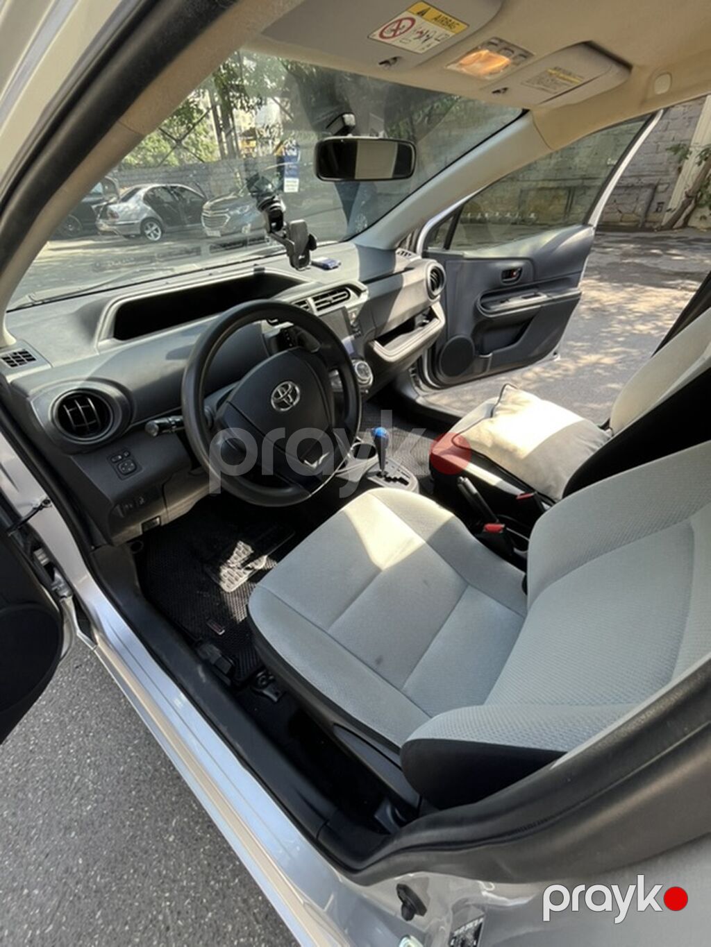 Real alıcıya şirin endirim eliyecem Toyota Aqua Hybrid, gümüşü rəng, 5 77-OJ-718 — Avtomobillər, Bakı (6)
