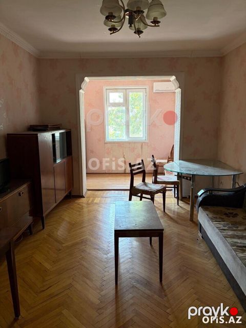 Köhnə tikili Kirayə Verilir Nərimanov r., 3 otaq, 68 m² — Bakı