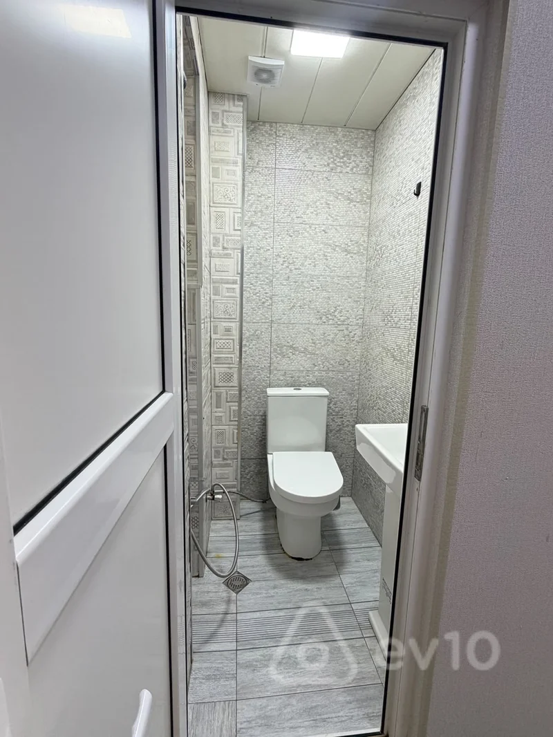 2 otaqlı mənzil, 42 m², Azadlıq prospektidir. — kirayə — Mənzil, Bakı (6)