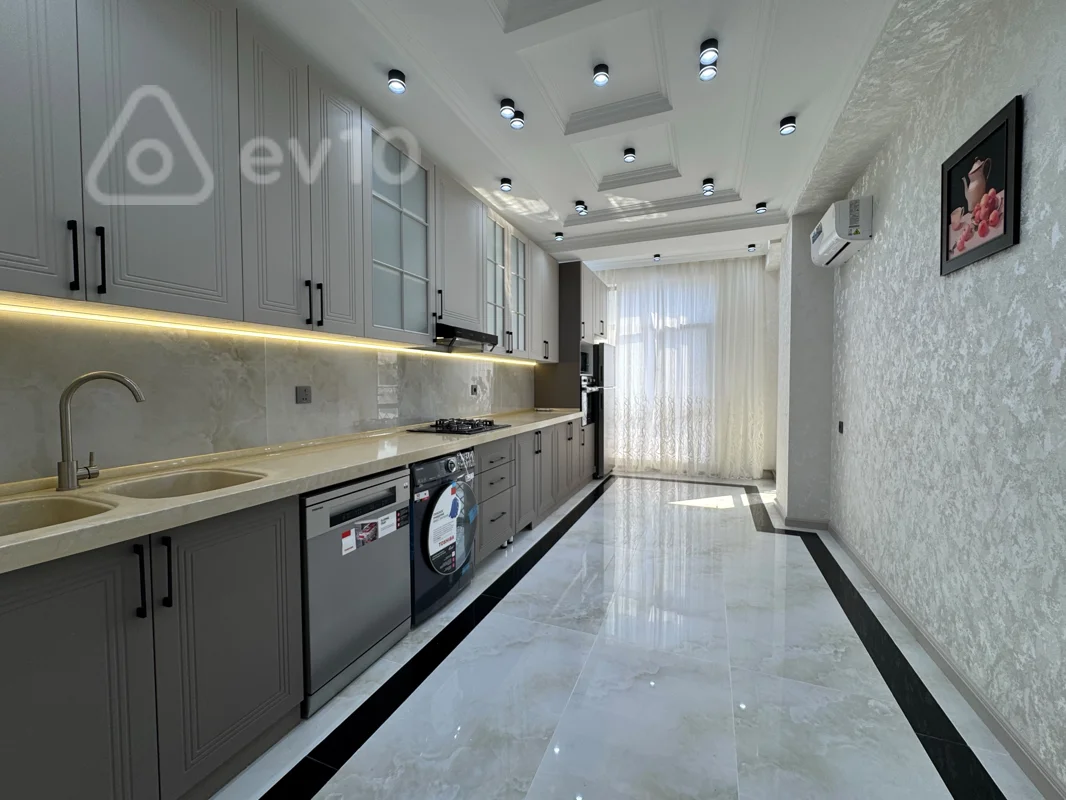 3 otaqlı mənzil, 126 m², Tofiq Abbasov — Mənzil, Bakı (8)