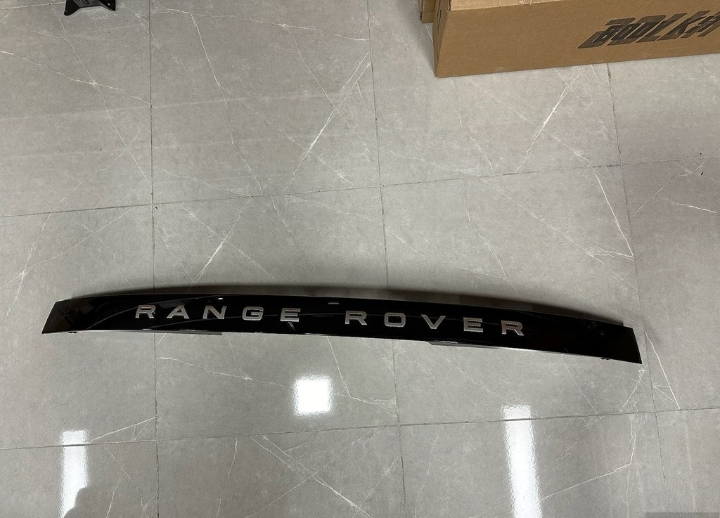 Arxa dönmə işığı Range Rover Vogue 2023 — Bakı