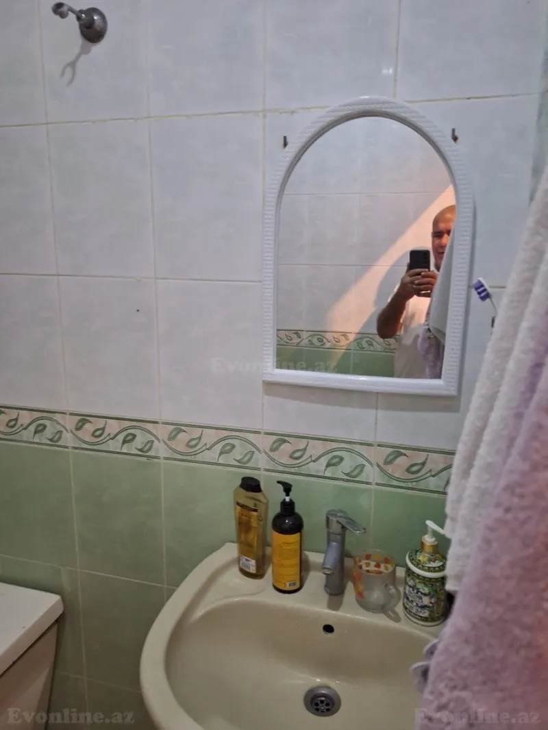 Satılır 2 otaqlı Mənzil Köhnə tikili 50 m² Bakı, Nəsimi r., Memar Əcəmi m — Mənzil, Bakı (8)