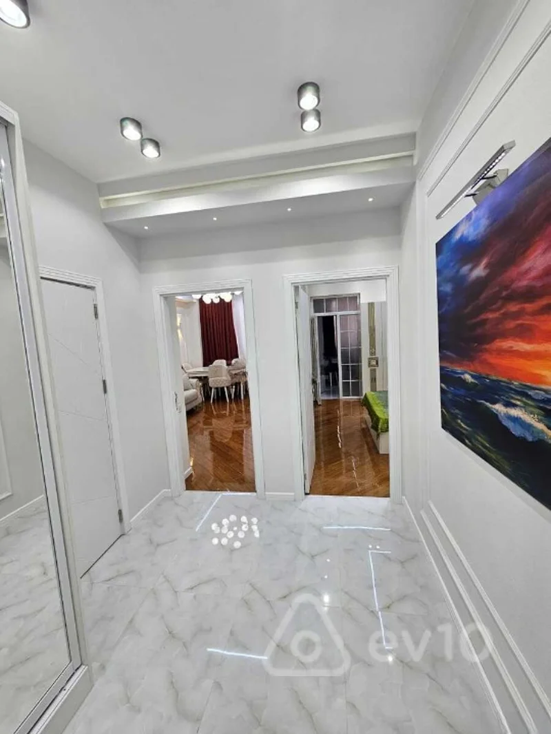 2 otaqlı mənzil, 70 m², Ukrayna dairəsi — kirayə — Bakı