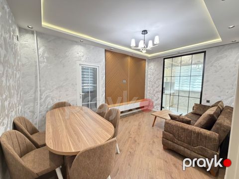 Satılır 2 otaqlı köhnə tikili 65 m² — Bakı