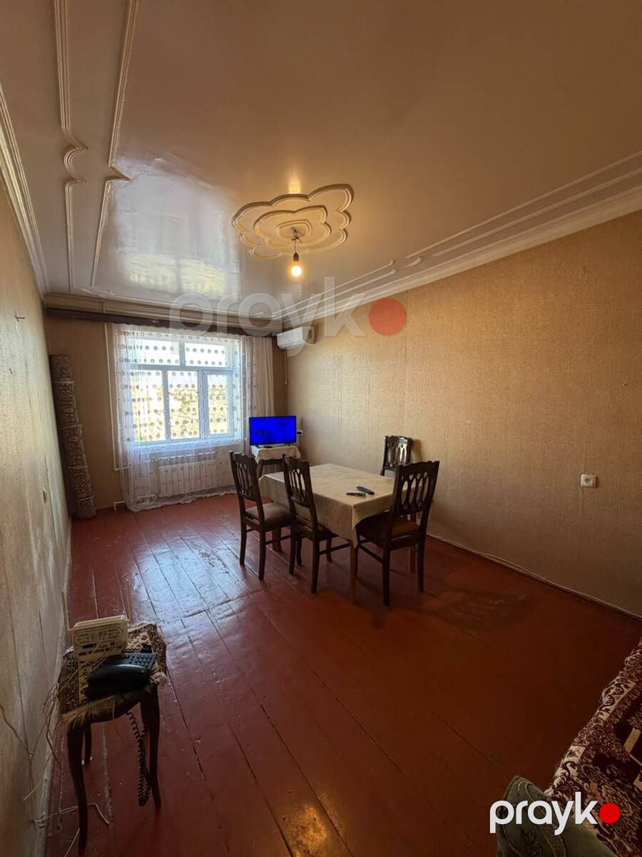 Satılır 2 otaqlı köhnə tikili 65 m² — Mənzil, Bakı (2)