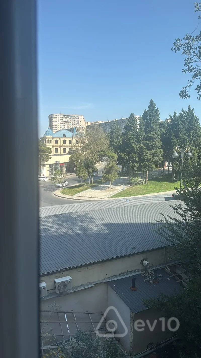 4 otaqlı mənzil, 75 m², Neapol küçəsi — Mənzil, Bakı (11)