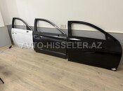 Hyundai qapıları — Bakı