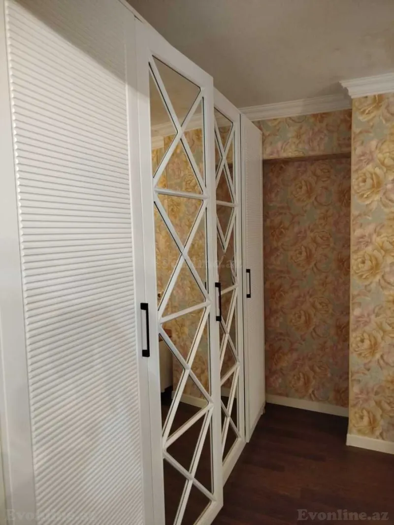 Satılır 2 otaqlı Mənzil Köhnə tikili 70 m² Bakı, Yasamal r., Yeni Yasamal — Mənzil, Bakı (7)