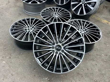 Hyundai Grandeur diskləri R19 — Bakı