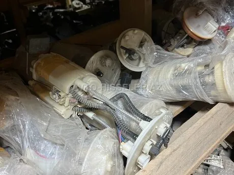Toyota, Lexus, Nissan benzin nasosları — Bakı