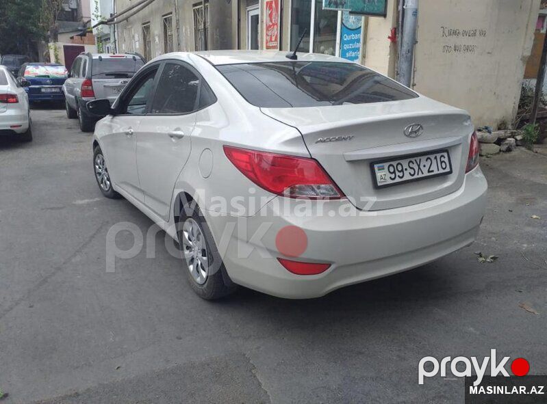 Hyundai Elantra, 2018 il 77-BC-657 — Minik avtomobili icarəsi, Bakı (7)