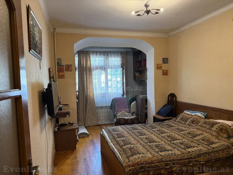 Satılır 4 otaqlı Mənzil Köhnə tikili 90 m² Bakı, Xətai r., Həzi Aslanov m., Həzi Aslanov — Mənzil, Bakı (5)