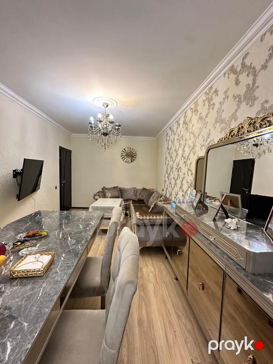 Satılır 4 otaqlı köhnə tikili 100 m² — Mənzil, Bakı (3)