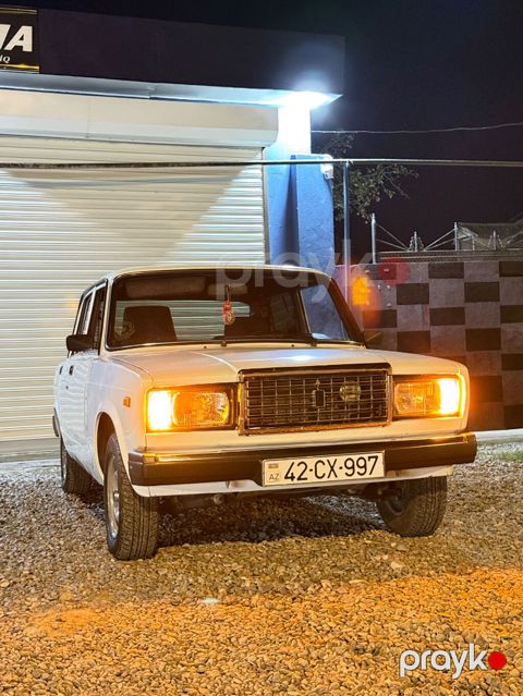 VAZ (Lada) 2107: 1.6 l 1998 il 300000 km Sedan — Cəlilabad