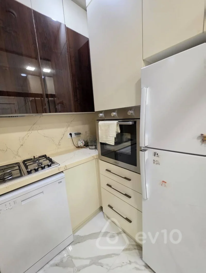 2 otaqlı mənzil, 75 m², Nəcəfqulu Rəfiyev küçəsi — kirayə — Mənzil, Bakı (6)