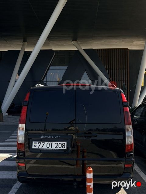 Mercedes‑Benz Vito – qara rəngli, uzun kuzovlu miniven — Digah