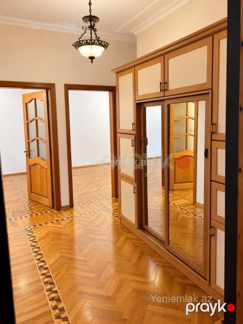 Kirayə 3 otaqlı Bina evi menzil (Köhnə tikili), 80 m², Binəqədi rayonu — Bakı