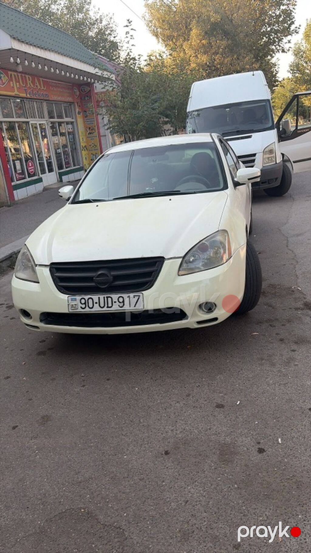 Ağ rəngdə sedan, 5 yerlik, ön‑çuvaldız LED faralar və duman faraları 90-UD-917 — Avtomobillər, Beyləqan (2)