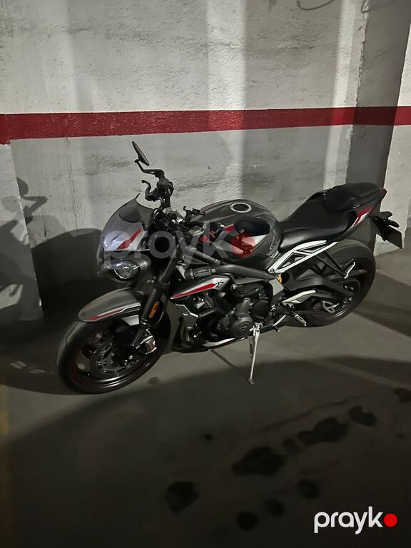 Triumph Speed Triple RS, 800 sm3, 2022 il, 9 000 km — Motosikletlər, Bakı (3)