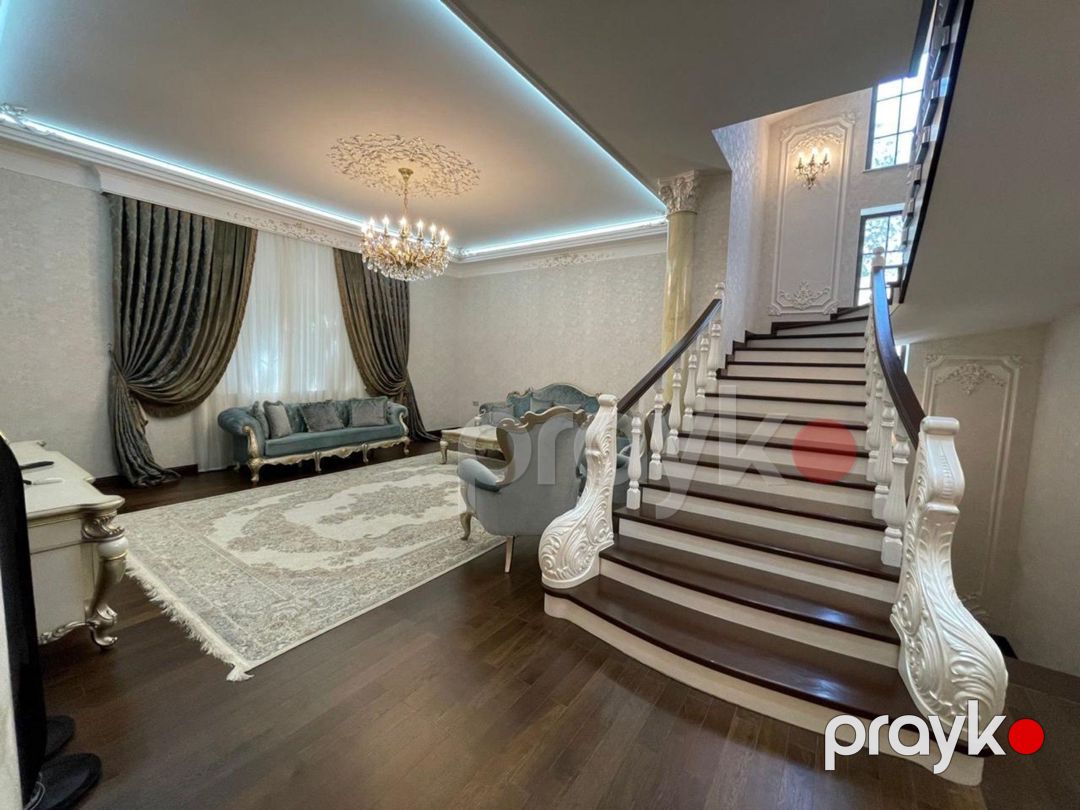 Satılır 8 otaqlı həyət evi/bağ evi 400 m² — Ev, villa, Bakı (9)