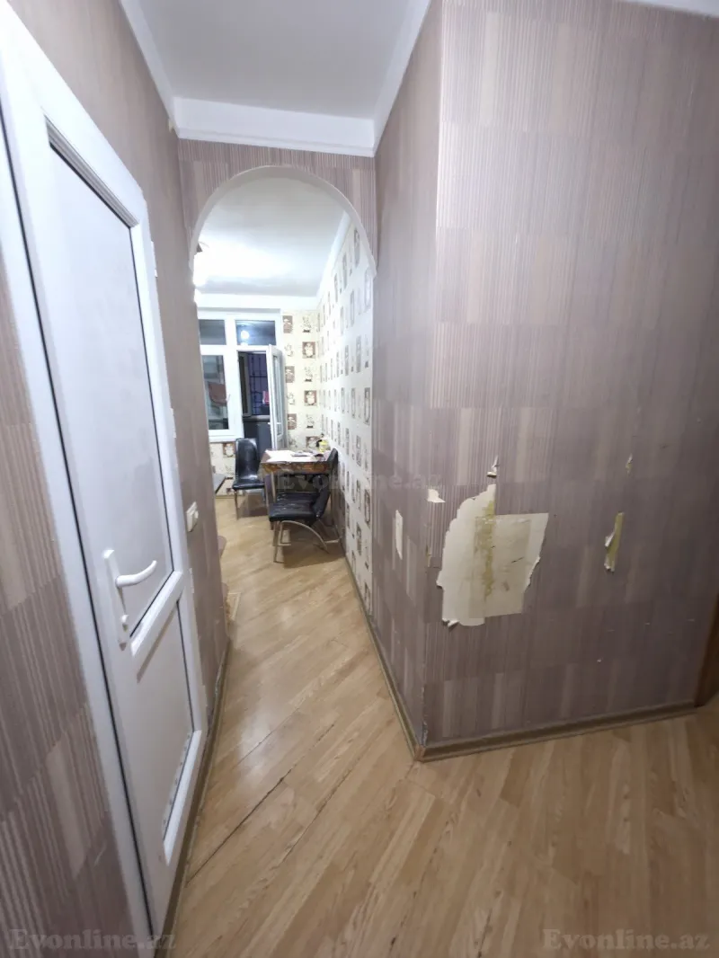 Satılır 2 otaqlı Mənzil Köhnə tikili 65 m² Bakı, Sabunçu r., Bakıxanov — Mənzil, Bakı (8)