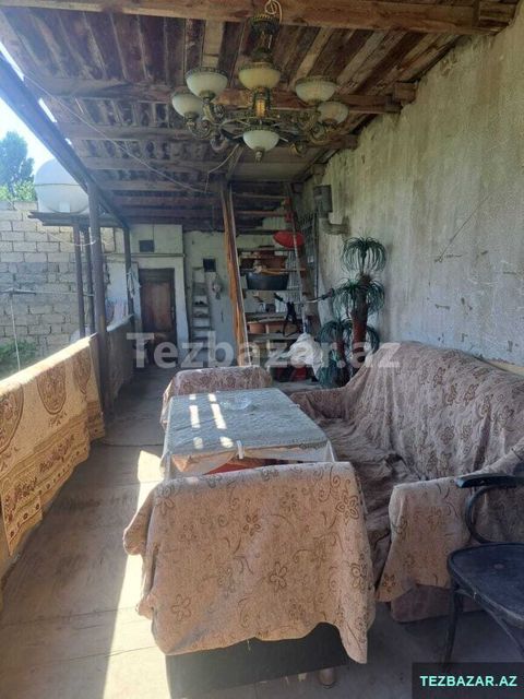Bakıxanovda 10 sotda h/evi satılır — Bakı