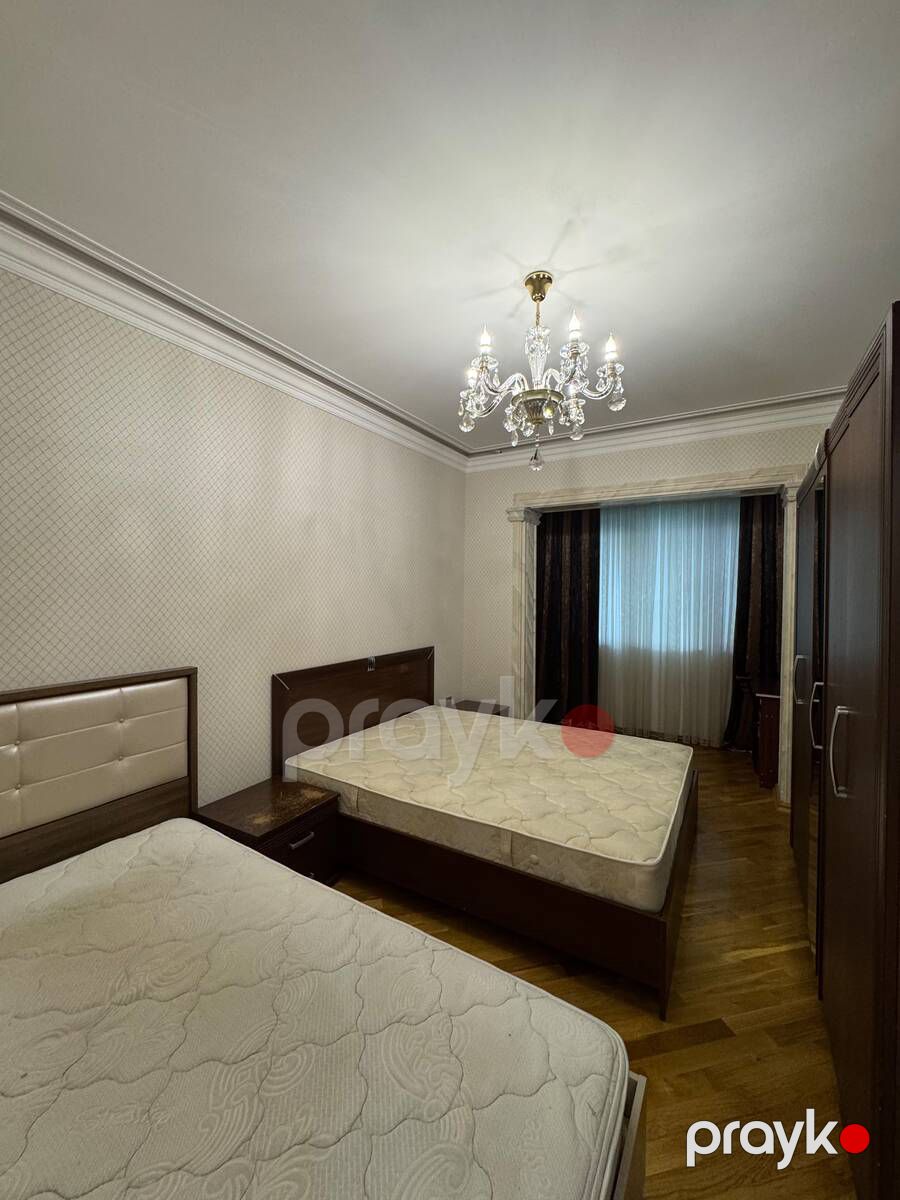 Satılır 5 otaqlı köhnə tikili 120 m² — Mənzil, Bakı (3)