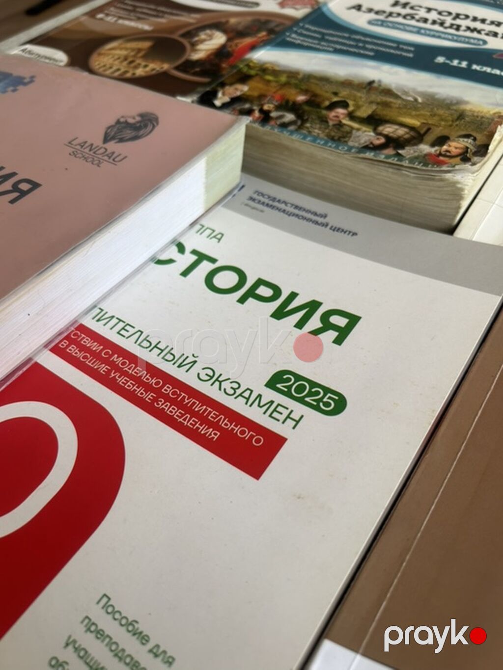 Məhsul: Tarix üzrə rusdilli dərslik və test toplusu kitabları Tərkib — Kitablar, Xırdalan (3)