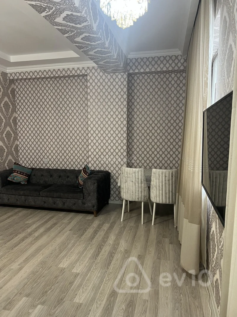 2 otaqlı mənzil, 85 m², Təbriz küçəsi — kirayə — Bakı