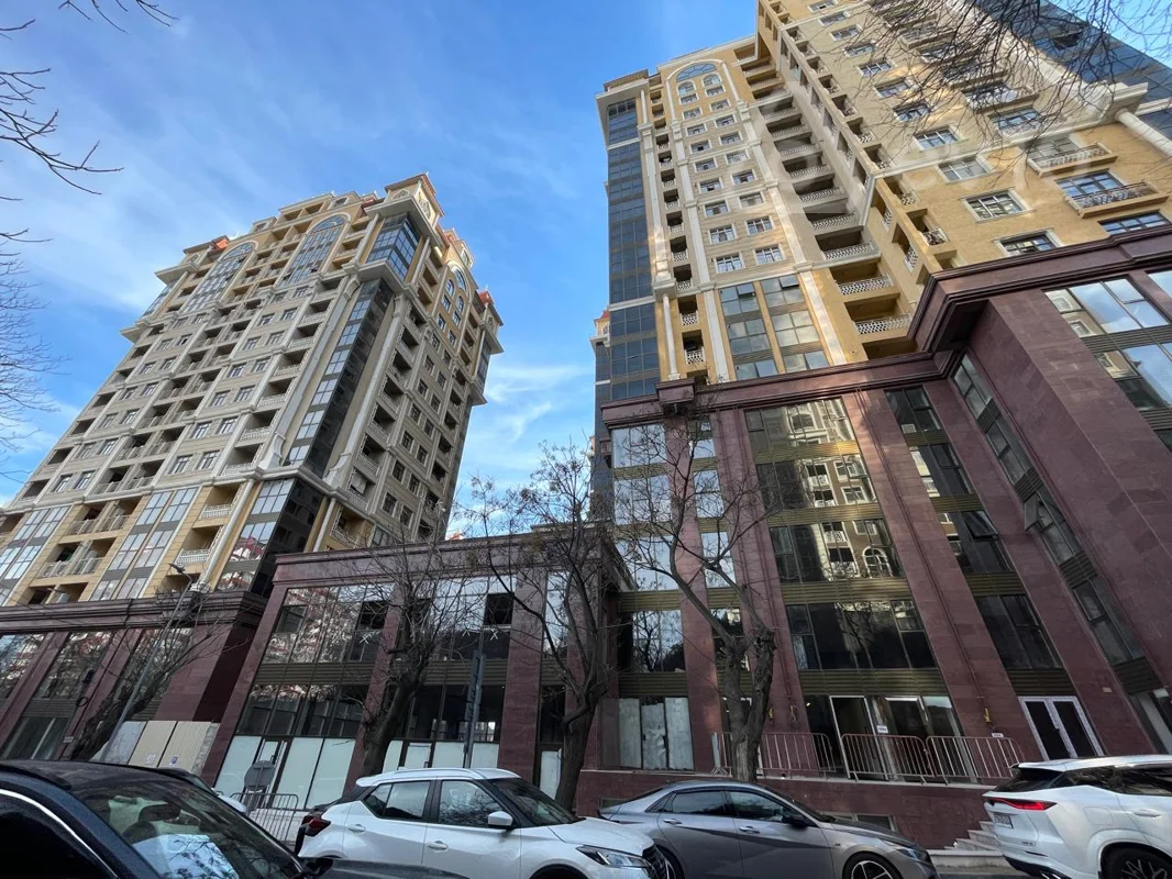 2 otaqlı mənzil, 76 m², Təbriz küçəsi — Bakı