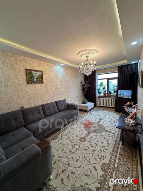 Satılır 3 otaqlı köhnə tikili 80 m² — Bakı