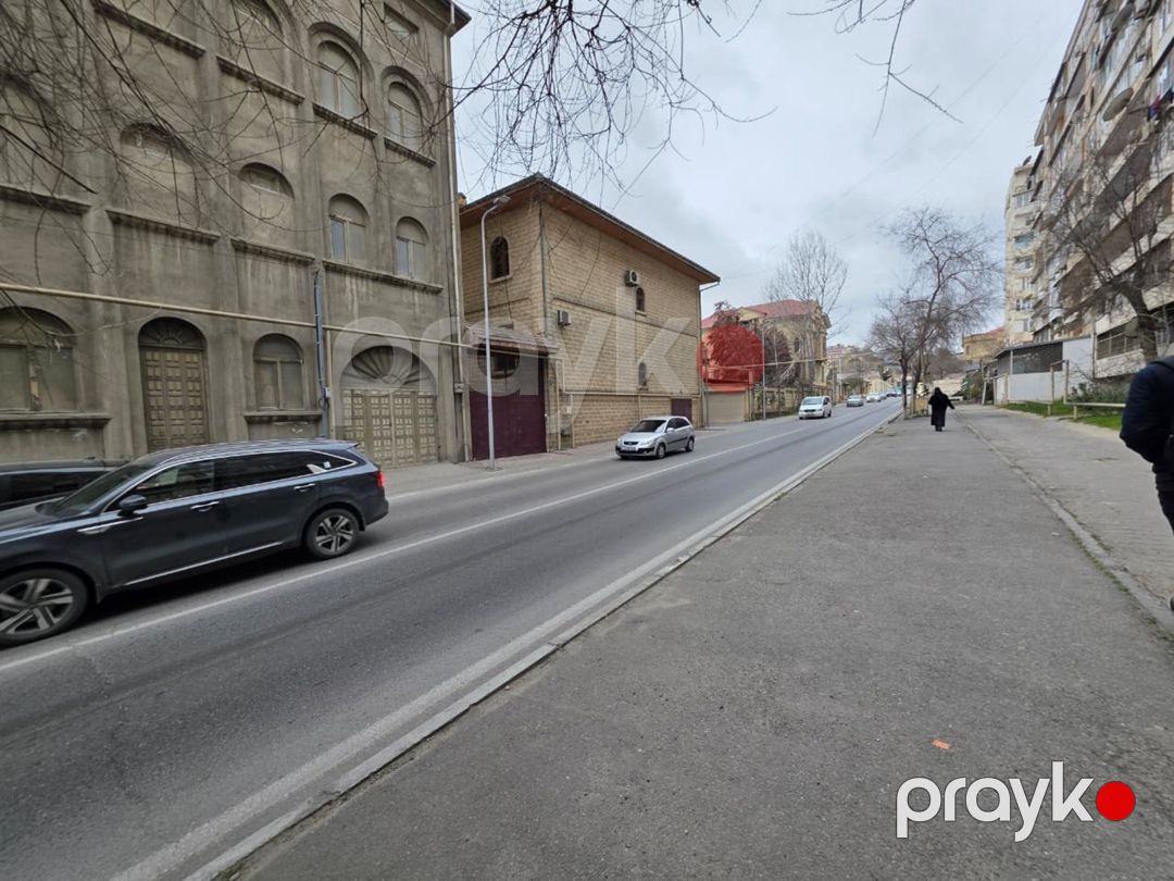 Satılır 10 otaqlı həyət evi/bağ evi 1200 m² — Ev, villa, Bakı (2)