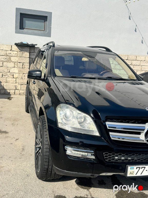 Mercedes GL 550 4MATIC, 5.5 L, 2006 il, 310 000 km 77-CD-513 — Avtomobillər, Bakı (2)